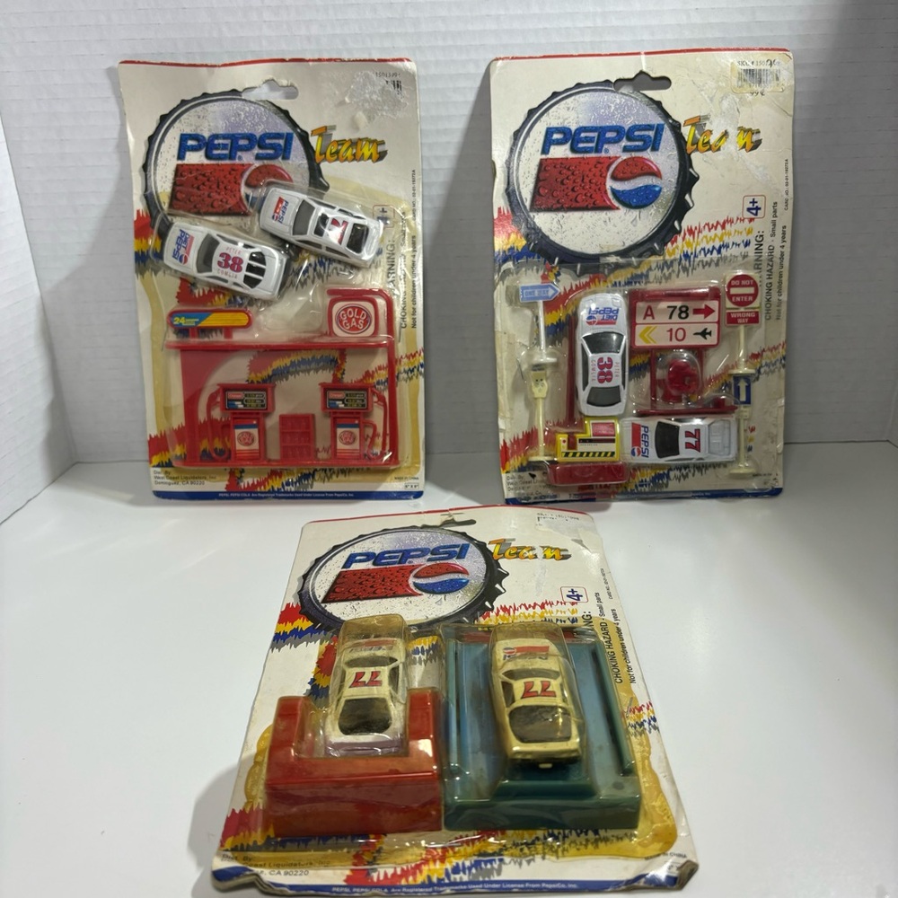 Vintage Pepsi Team Golden wheeels‎ die case sealed cars lot of 3